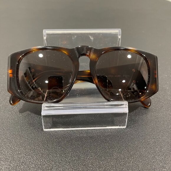 Chanel Vintage Tortoise Shell Sunglasses (JB1281) - Picture 1 of 4